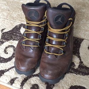 Jordan air leather boots size 11